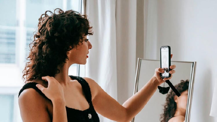 app probar cortes pelo movil mano selfie app probar cortes pelo movil mano selfie