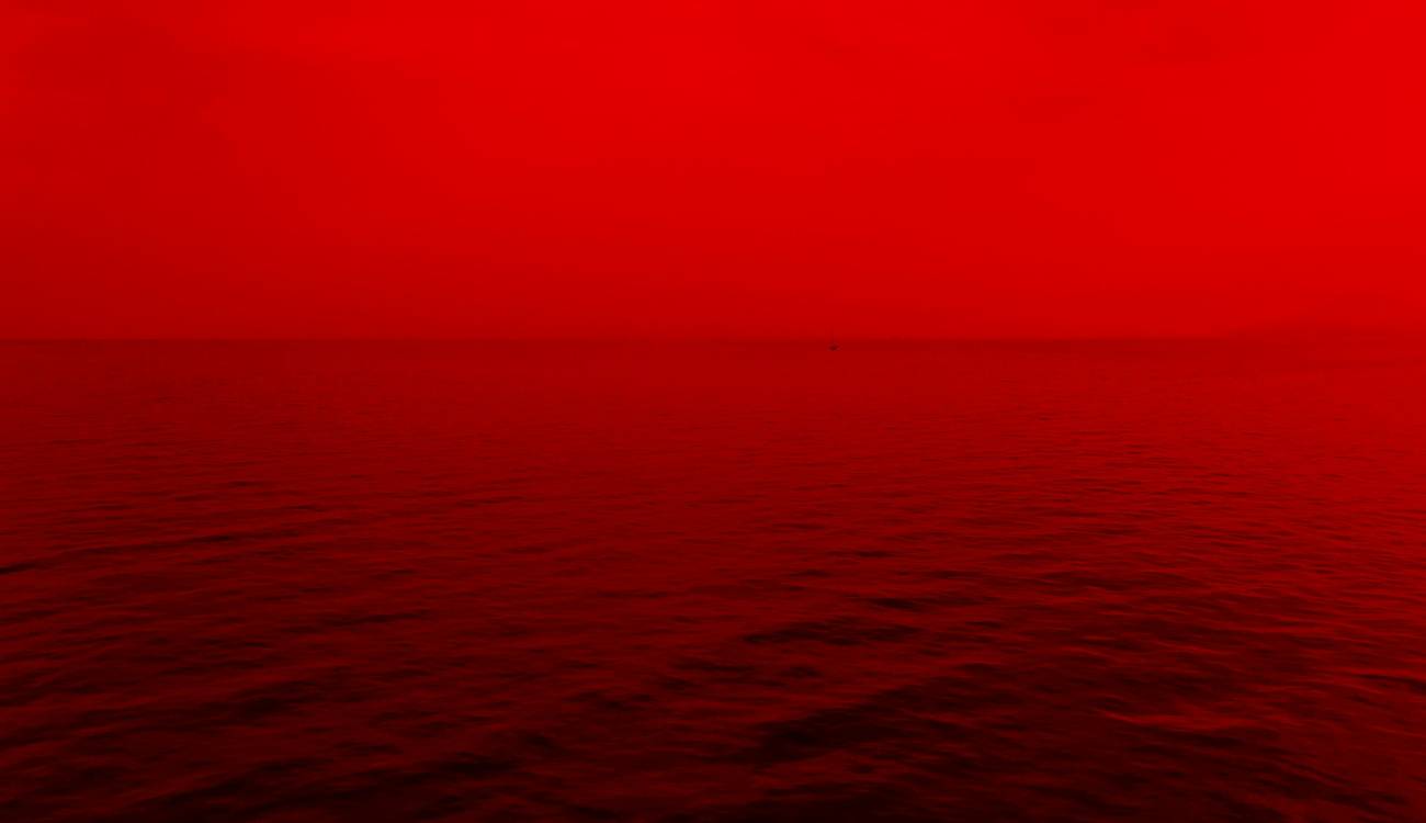 blue ocean vs red ocean