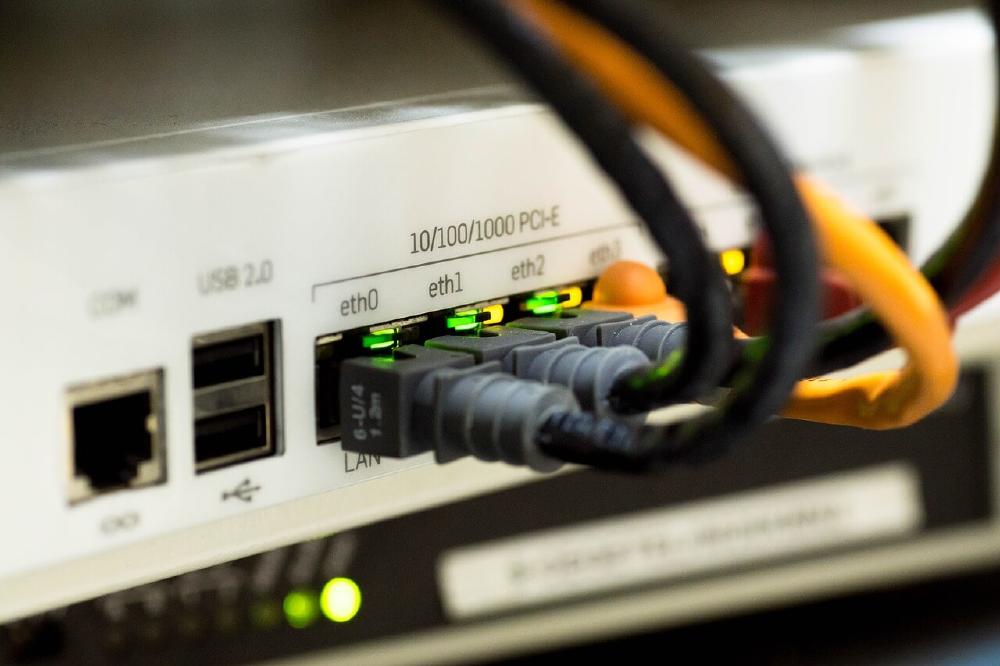 ¿Qué es Ethernet? Tipos de cable ethernet y ventajas MASMOVIL ¿Qué es Ethernet? Tipos de cable ethernet y ventajas MASMOVIL