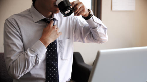 código de vestimenta oficina cómo ir vestido entrevista