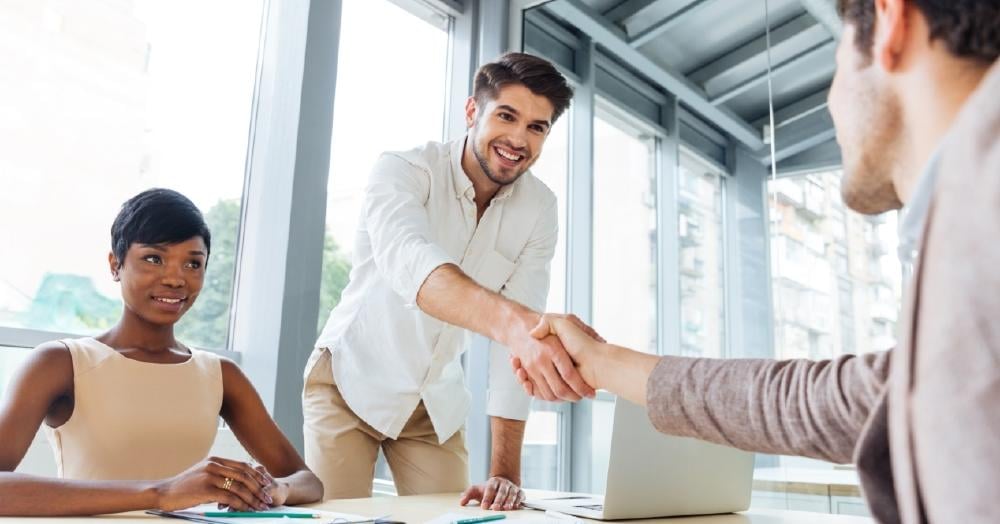 trato acuerdo entre dos personas