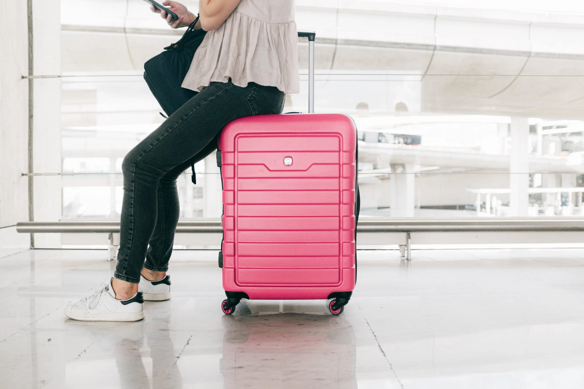 Aplicaciones para medir tu equipaje de mano con tu móvil | MÁSMÓVIL
