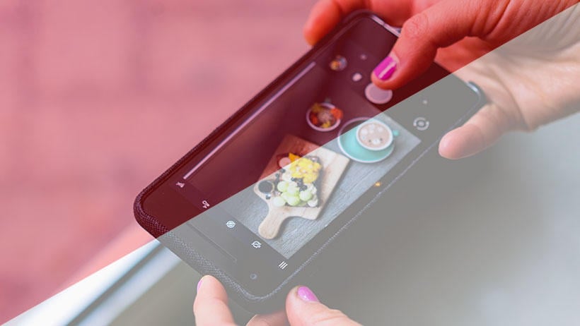 escala de grises modo noche android