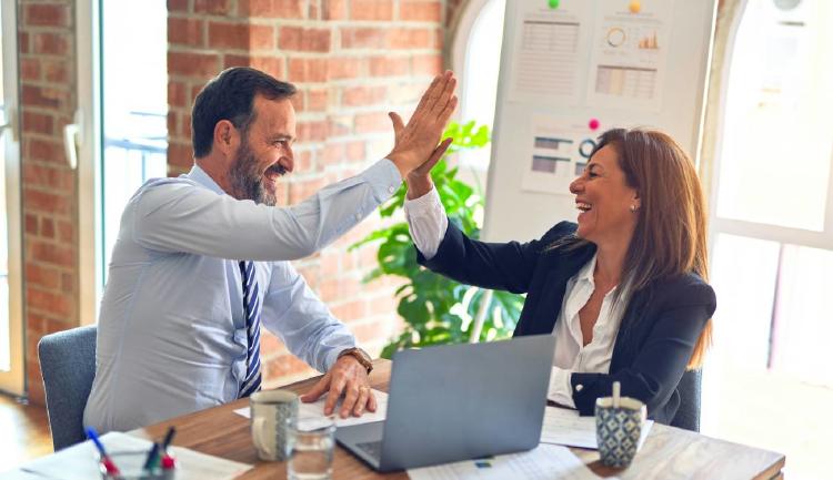 comunicación con los clientes comunicación con los clientes