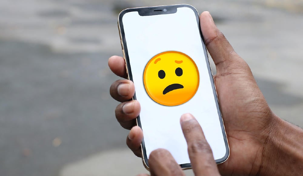 emoticono confundido dudas movil iphone