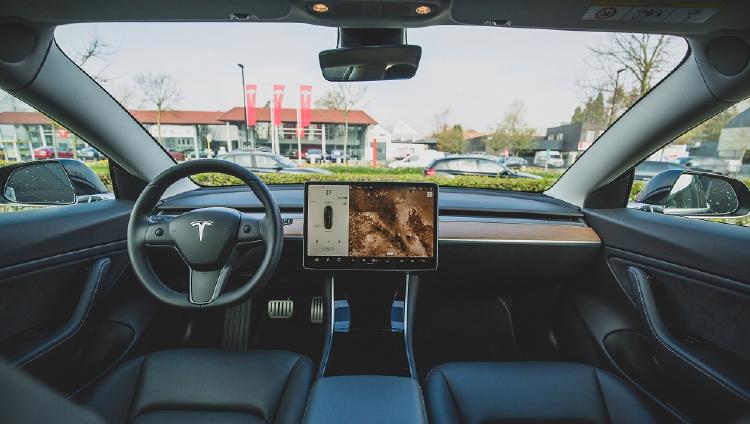 Salpicadero de un coche eléctrico