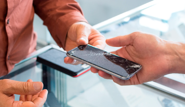 Móvil roto averias movil