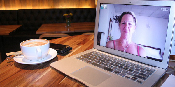 Suburbio compromiso Falsedad Programas para añadir efectos a la webcam | MÁSMÓVIL