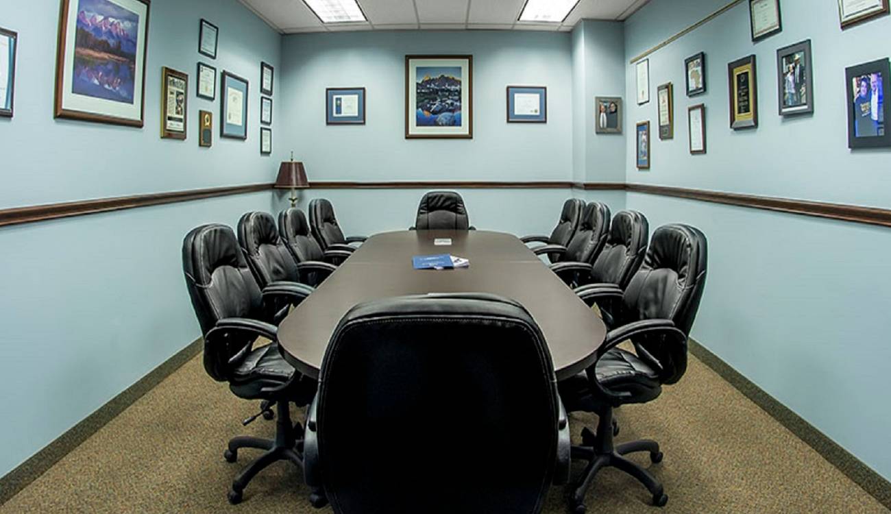 que es advisory board en español