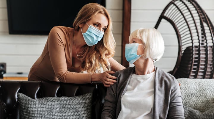 cuidar mayores a domicilio