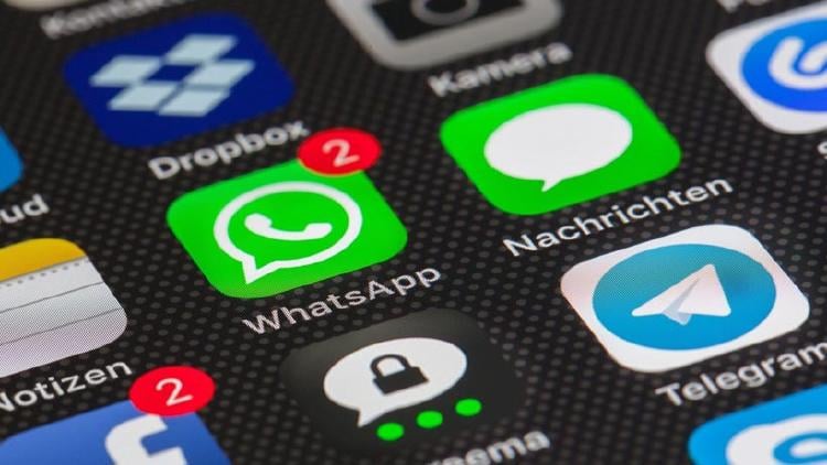 WhatsApp WhatsApp
