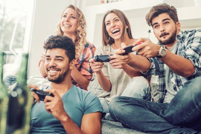 Los mejores videojuegos multijugador para jugar con amigos en casa