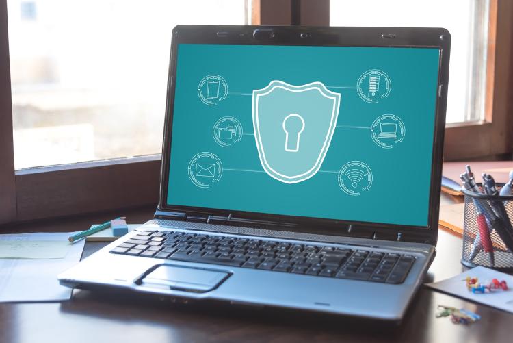 ordenador protegido con antivirus ordenador protegido con antivirus