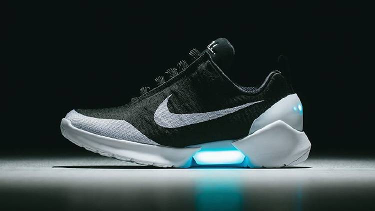 Cómo funcionan las zapatillas Nike Hyperadapt del futuro